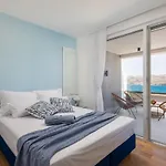 Apartamento Dreams With Pool, Private Terrace, Sea View, Jacuzzi Trogir