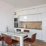 Dreams With Pool, Private Terrace, Sea View, Jacuzzi * Trogir