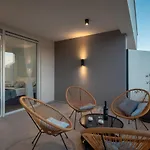 Dreams With Pool, Private Terrace, Sea View, Jacuzzi