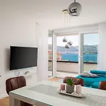 Dreams With Pool, Private Terrace, Sea View, Jacuzzi *