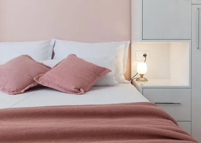 Dreams With Pool, Private Terrace, Sea View, Jacuzzi Trogir