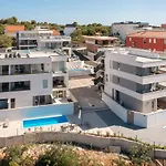 Apartment Dreams With Pool, Private Terrace, Sea View, Jacuzzi Trogir