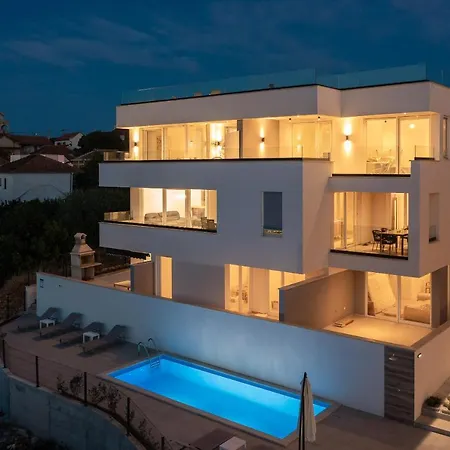 Villa Dreams With Pool, Private Terrace, Sea View, Jacuzzi