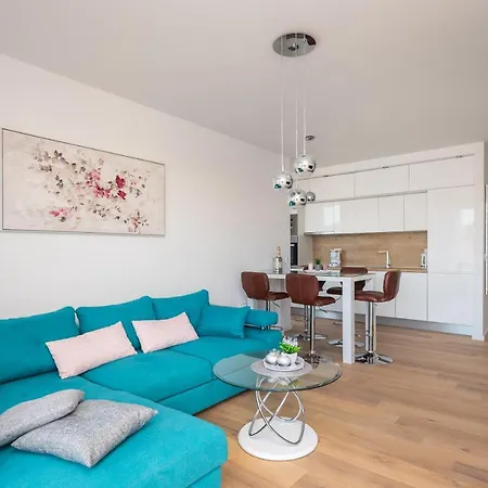 Villa Dreams With Pool, Private Terrace, Sea View, Jacuzzi * Trogir