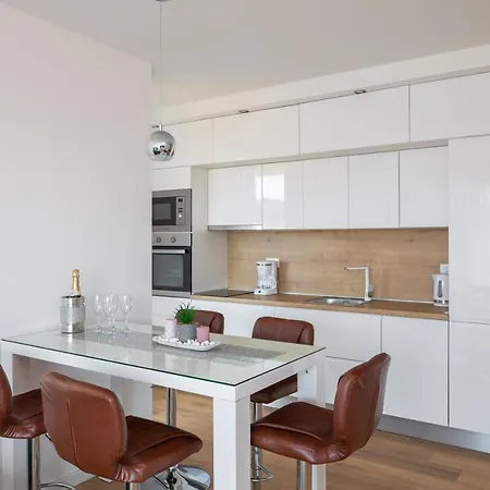 Luxury Dreams In Okrug With Swimming Pool, Sea View, Wifi, Parking * Trogir