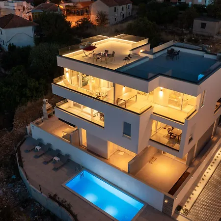 Villa Dreams With Pool, Private Terrace, Sea View, Jacuzzi * Trogir