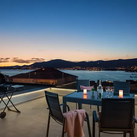 アパート Luxury Penthouse Pool, Private Terrace, Sea View, Jacuzzi *
