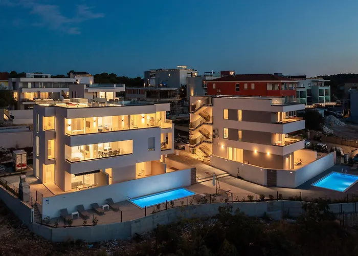 Apartament Dreams With Pool, Private Terrace, Sea View, Jacuzzi