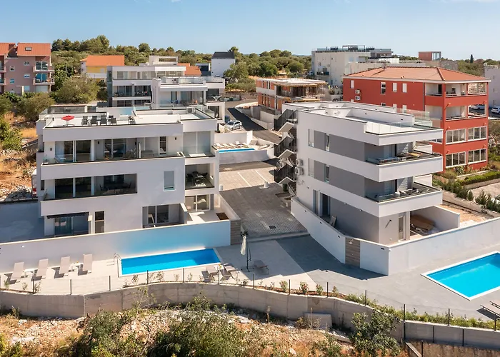 Apartament Dreams With Pool, Private Terrace, Sea View, Jacuzzi