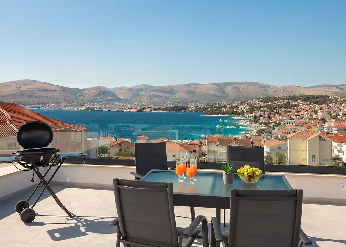 Apartament Dreams With Pool, Private Terrace, Sea View, Jacuzzi *